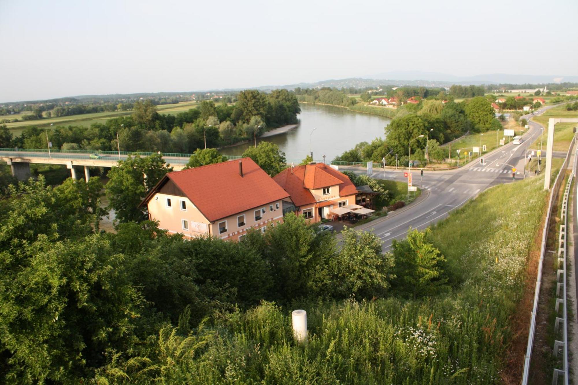 Guesthouse Ob Sotocju Budic Brežice Exterior foto